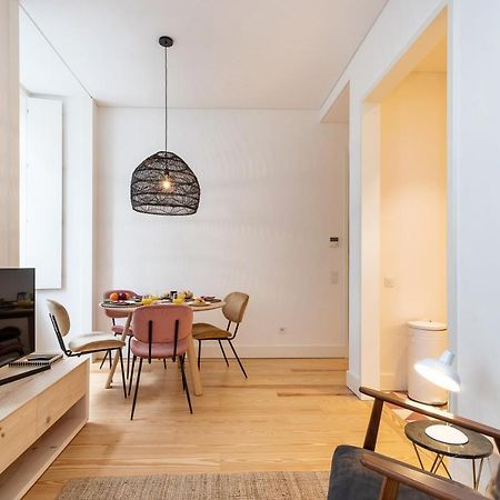 Modern 1Bdr In Downtown Lisbon By Lovelystay Exterior foto
