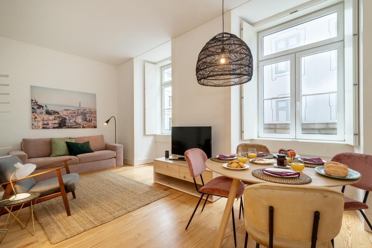 Modern 1Bdr In Downtown Lisbon By Lovelystay Exterior foto